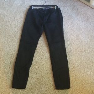 Black skinny jeans
